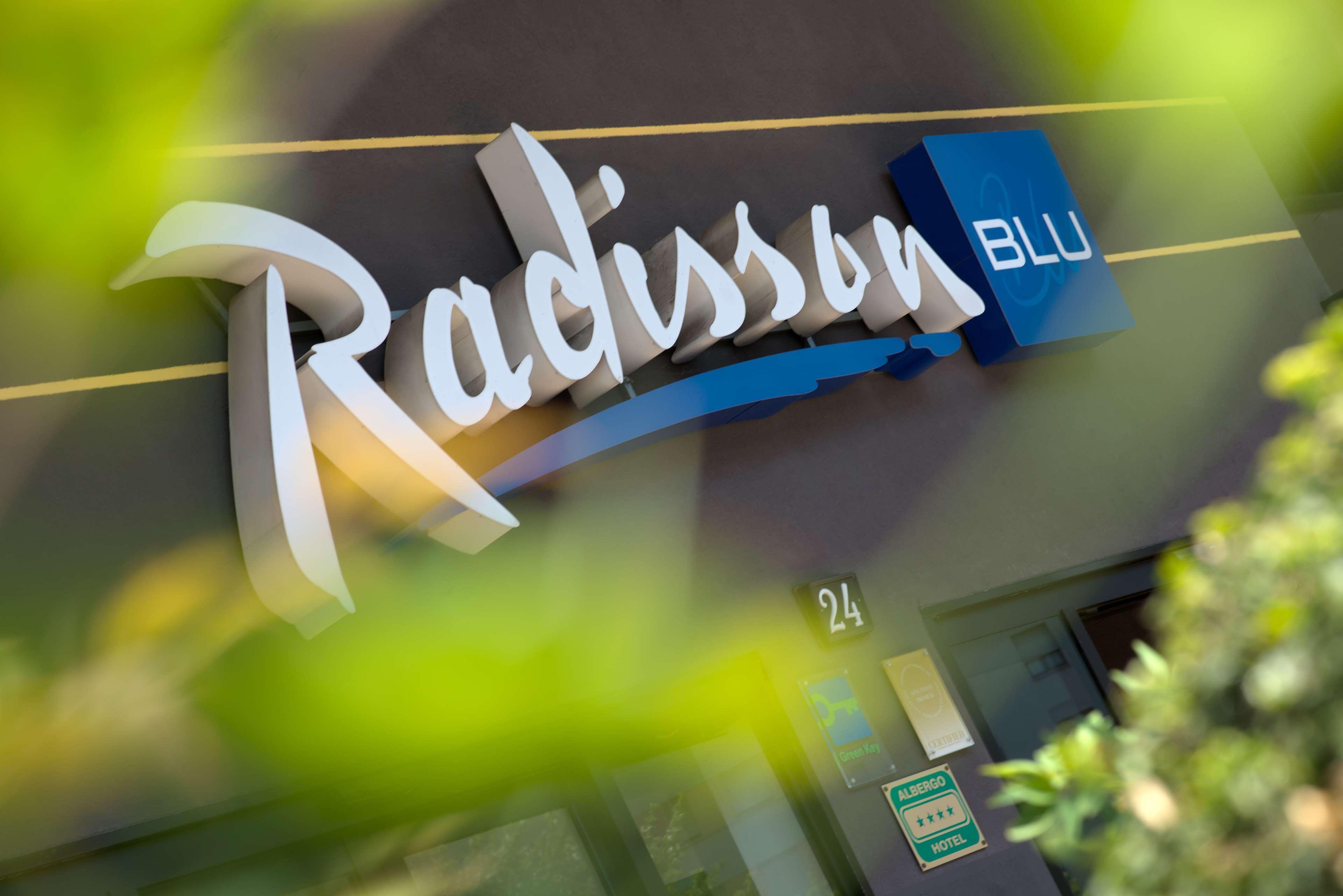 Radisson Blu Hotel Milano Esterno foto