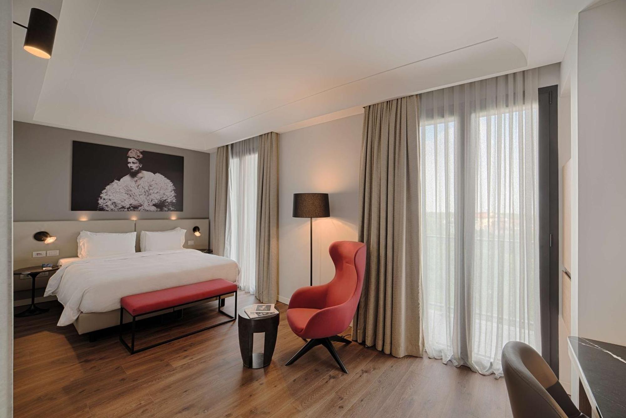 Radisson Blu Hotel Milano Esterno foto