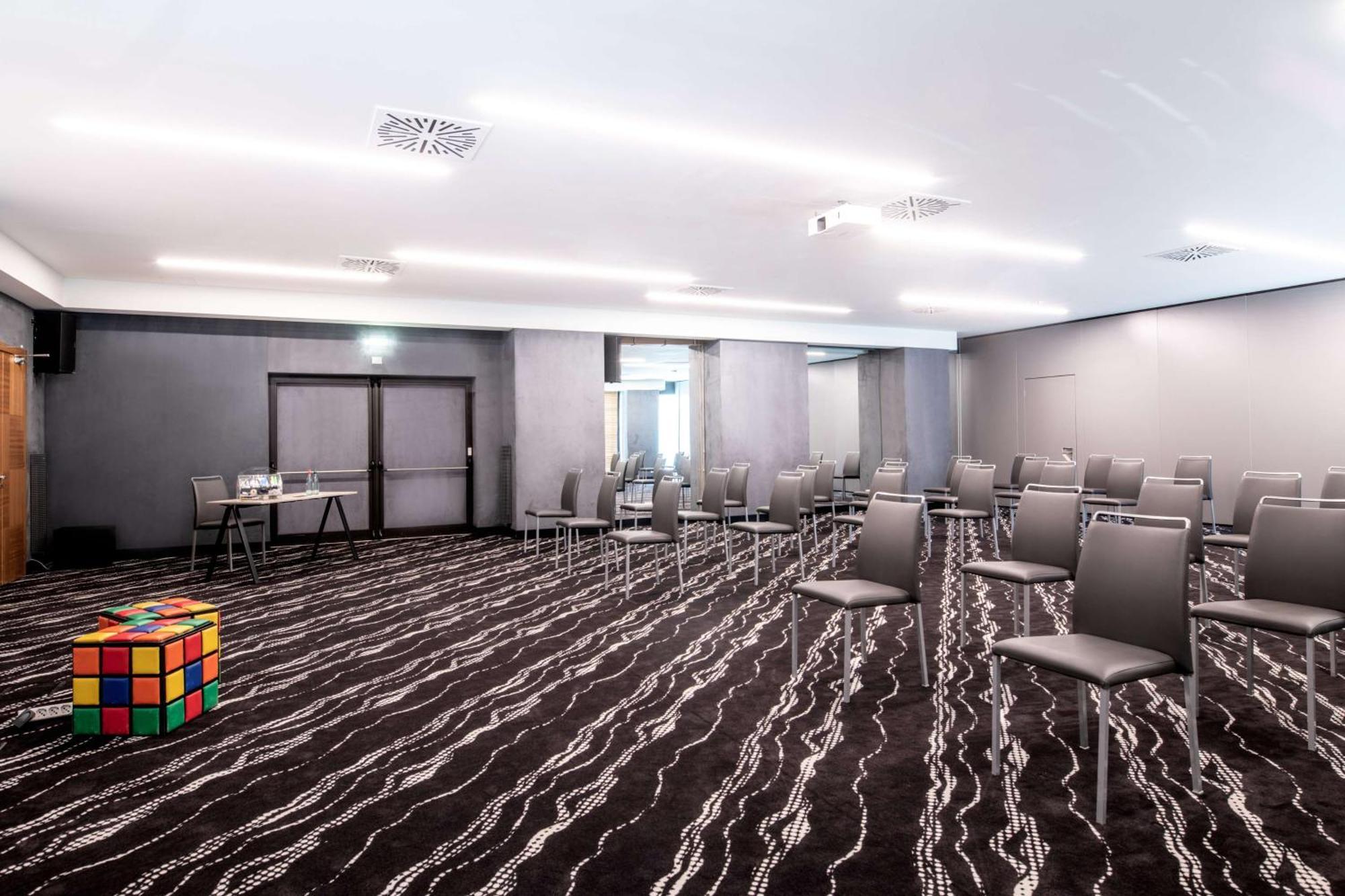 Radisson Blu Hotel Milano Esterno foto