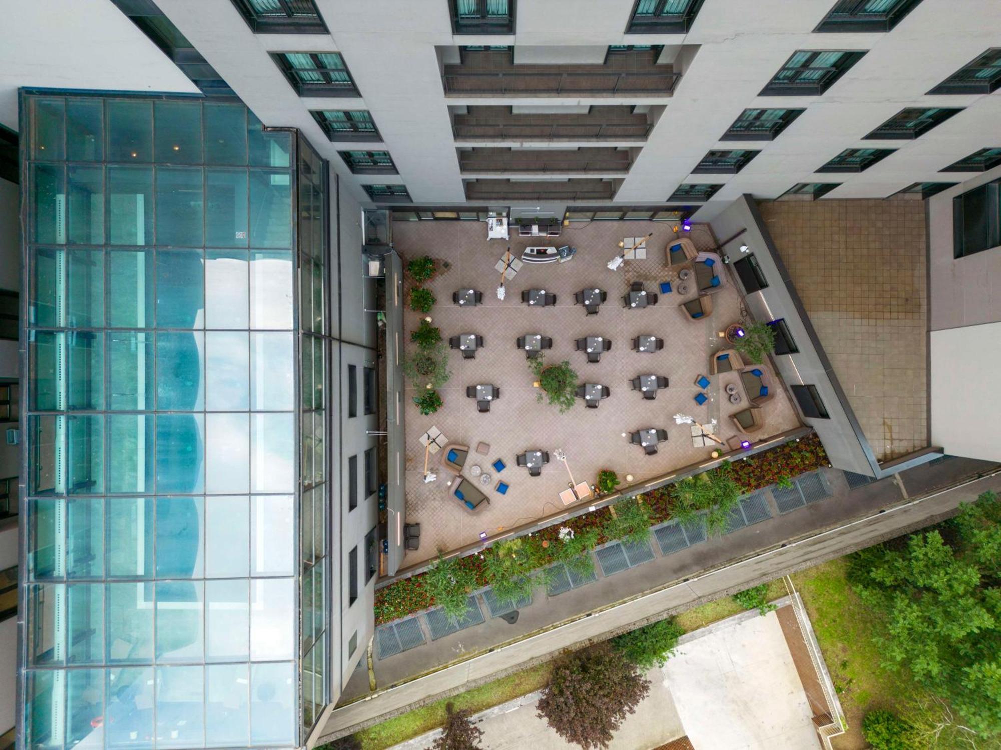 Radisson Blu Hotel Milano Esterno foto